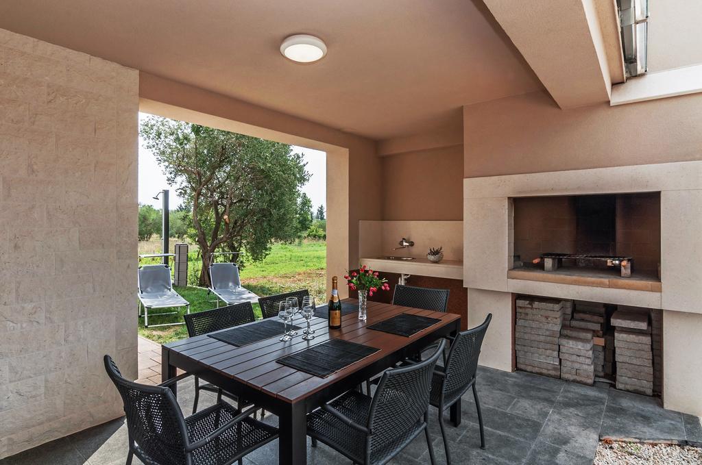Apartments Lapidem Sukošan Dış mekan fotoğraf