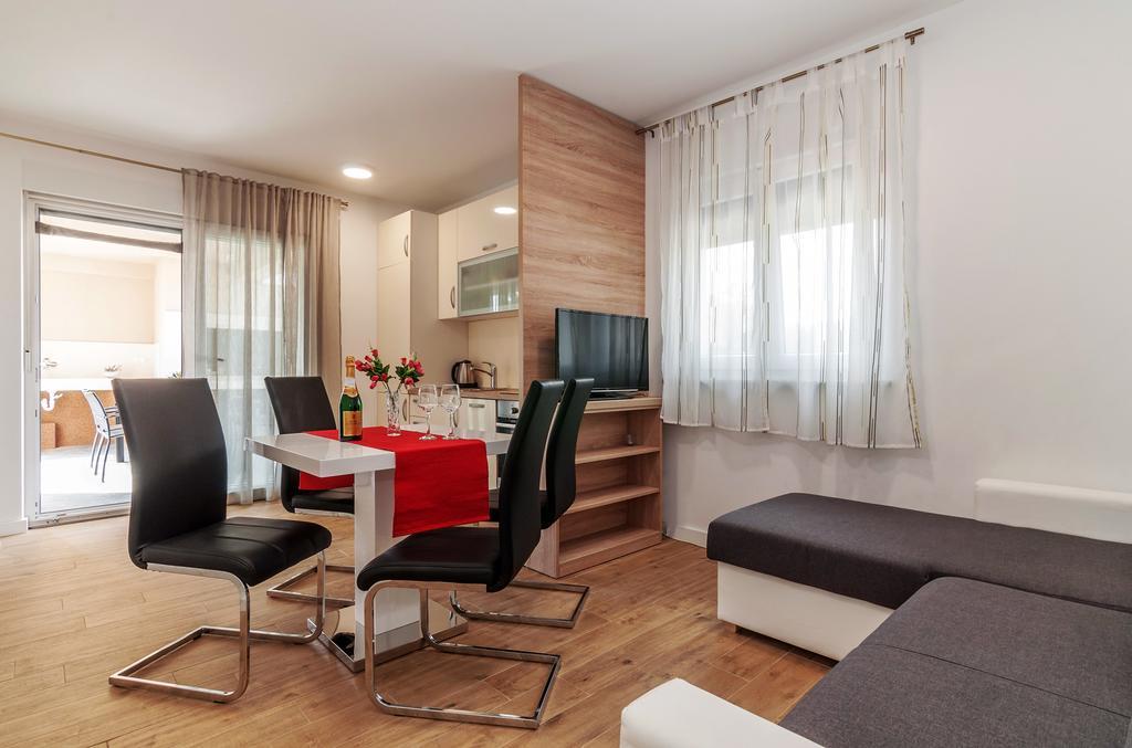 Apartments Lapidem Sukošan Dış mekan fotoğraf