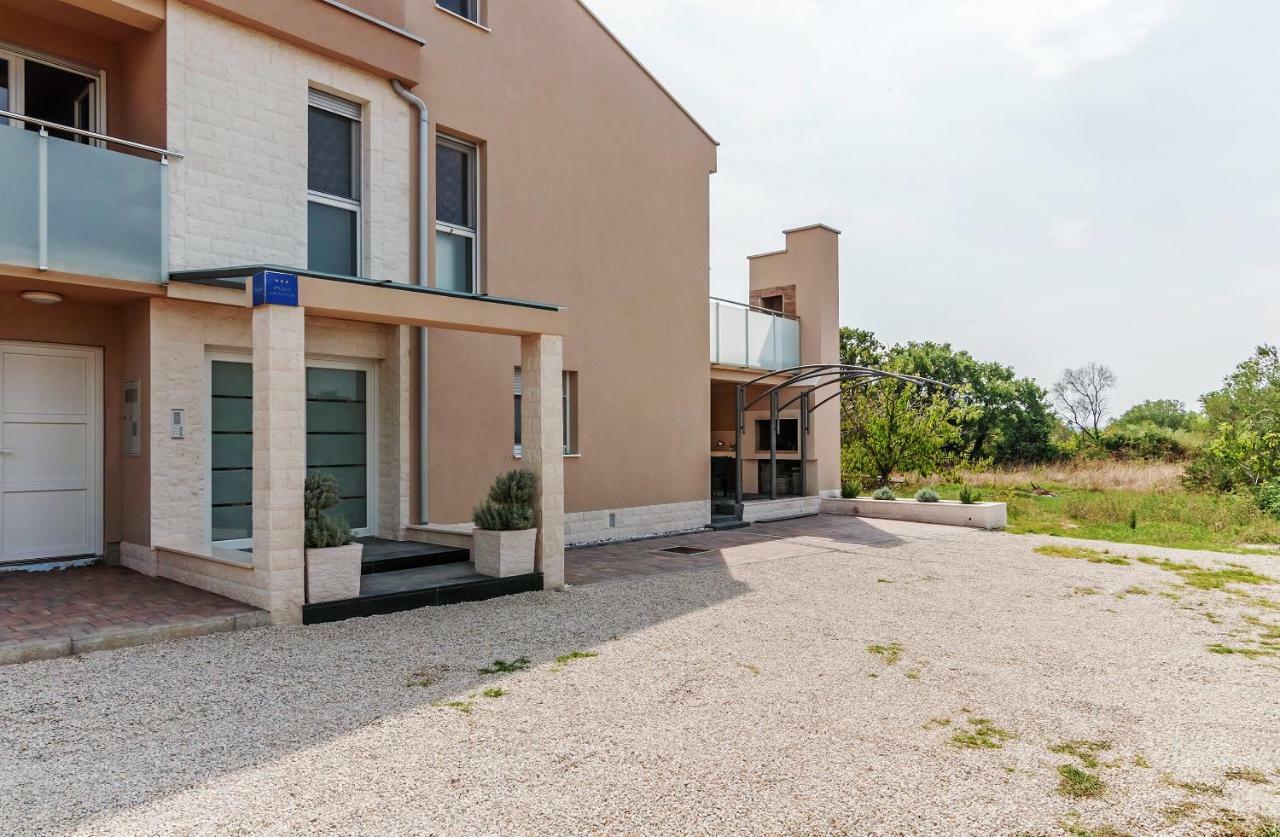 Apartments Lapidem Sukošan Dış mekan fotoğraf